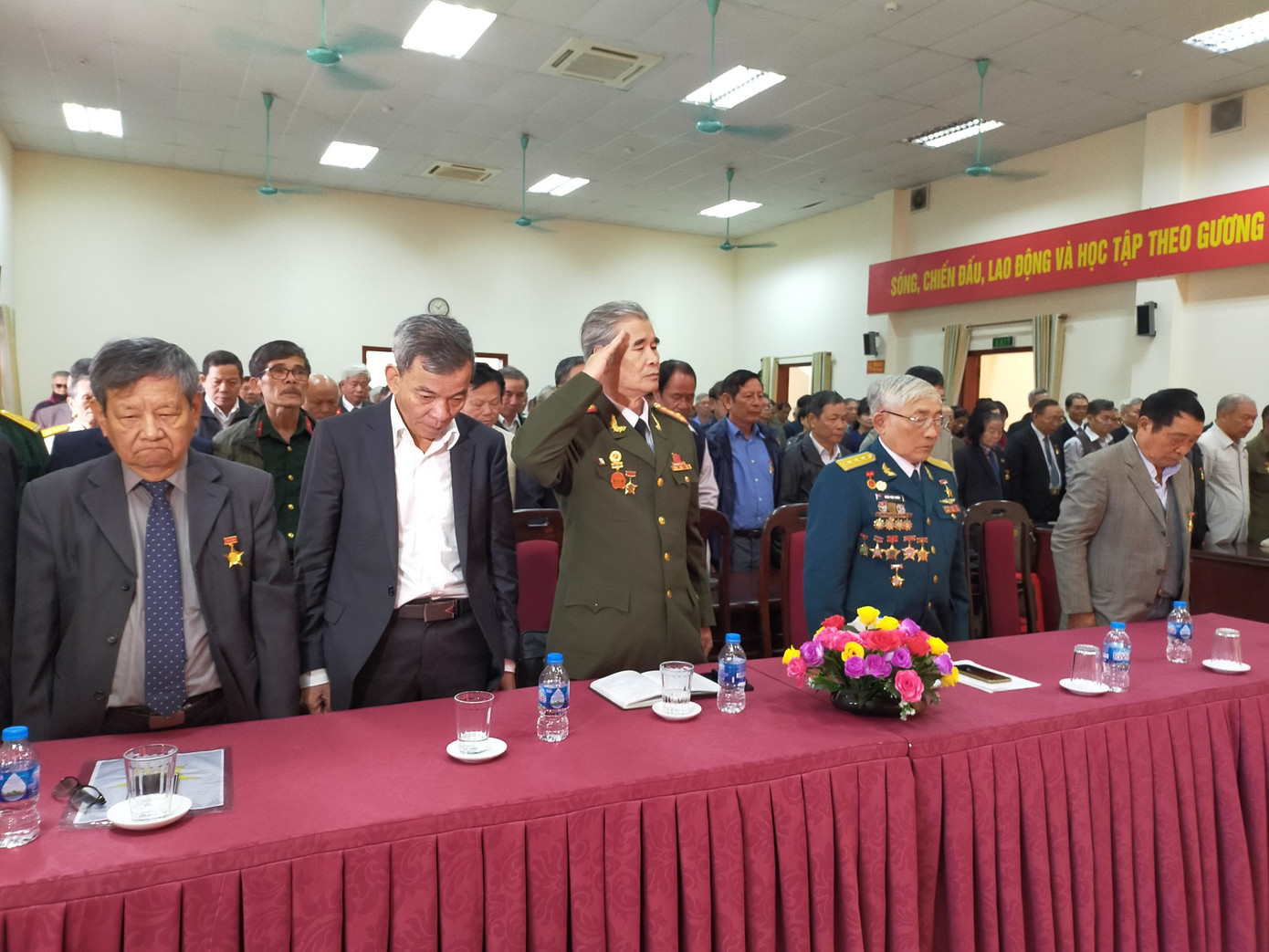 50 năm xếp bút nghiên lên đường đi chiến đấu ảnh 3