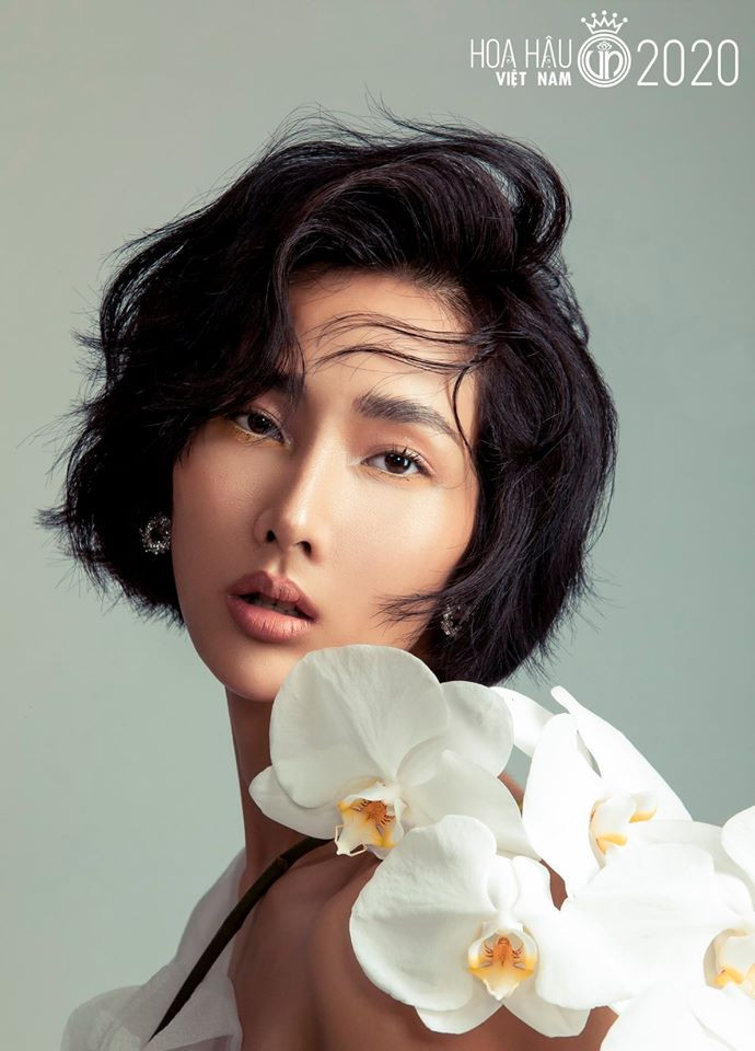 Hoa hậu Việt Nam 2020: Xuất hiện 'bản sao' của Hoàng Thuỳ, sở hữu body cực nóng bỏng ảnh 1