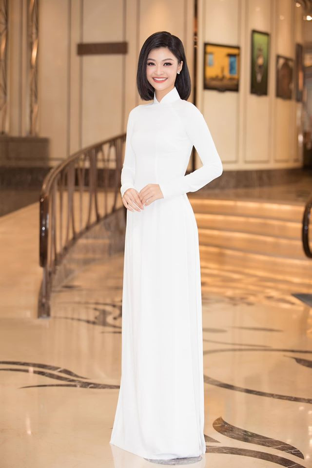 Minh Tú dặn sĩ tử thư giãn, Á hậu Kiều Loan hứa tặng quà nếu đạt điểm cao ảnh 2