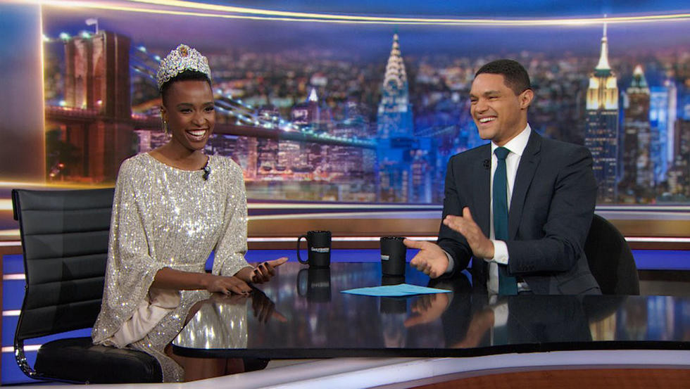 Hai nàng hậu 'bất đắc dĩ' tại vị lâu nhất lịch sử hoa hậu thế giới vì COVID-19 ảnh 9