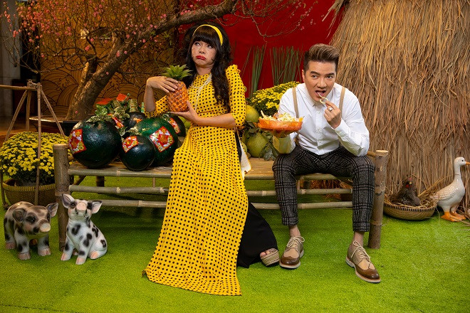 Loạt ảnh xuân ‘khó đỡ’ của đôi bạn Đàm Vĩnh Hưng – Vũ Hà ảnh 25