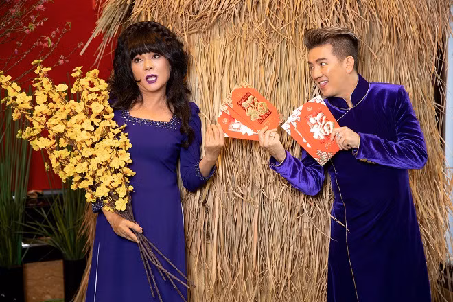 Loạt ảnh xuân ‘khó đỡ’ của đôi bạn Đàm Vĩnh Hưng – Vũ Hà ảnh 6