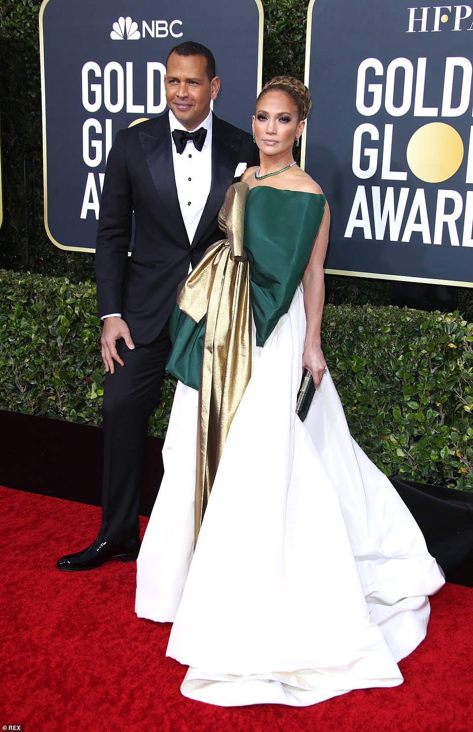 Quả cầu vàng 2020: Scarlett Johansson ‘thả rông’, bạn gái Iron Man mặc như không ảnh 2