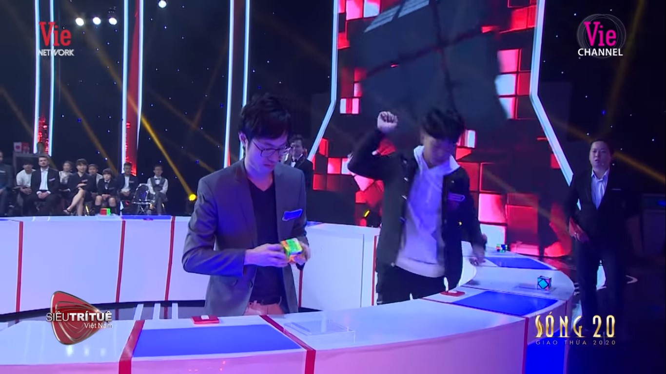 Bài học đắt giá của Việt Hoàng trước nhà vô địch trí nhớ thế giới ảnh 3