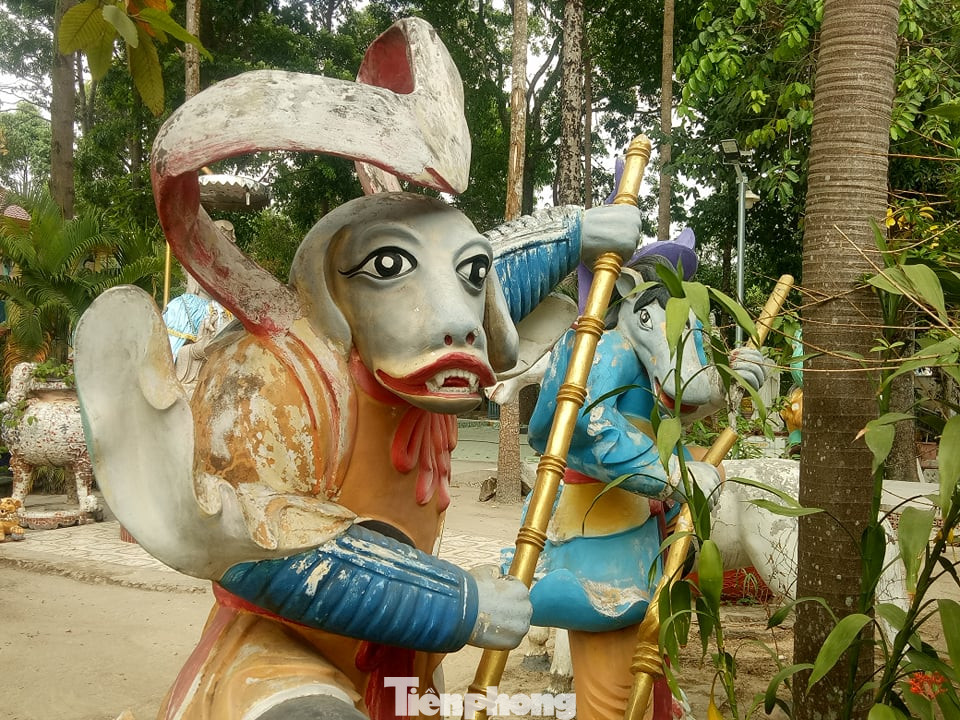 Bí ẩn ngôi chùa tưởng nhớ vị thiền sư chịu hàng ngàn con đỉa hút máu giúp dân canh tác ảnh 5