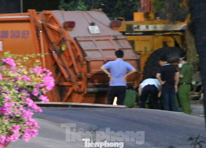 Công an Bình Dương thông tin vụ thi thể biến dạng trong thùng rác ảnh 1
