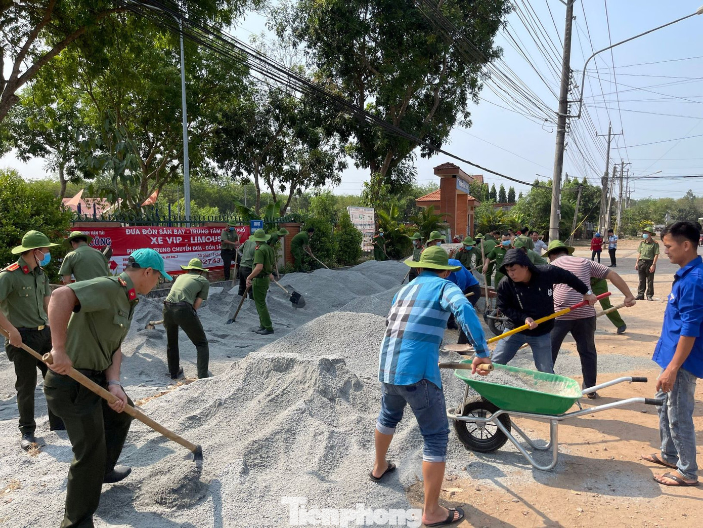 Loạt hành động ý nghĩa mừng sinh nhật Đoàn của tuổi trẻ Công an Bình Dương ảnh 2