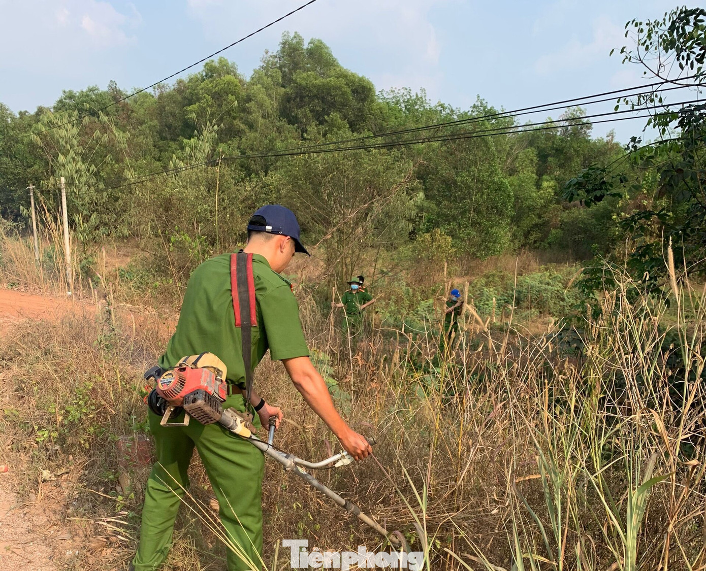 Loạt hành động ý nghĩa mừng sinh nhật Đoàn của tuổi trẻ Công an Bình Dương ảnh 4