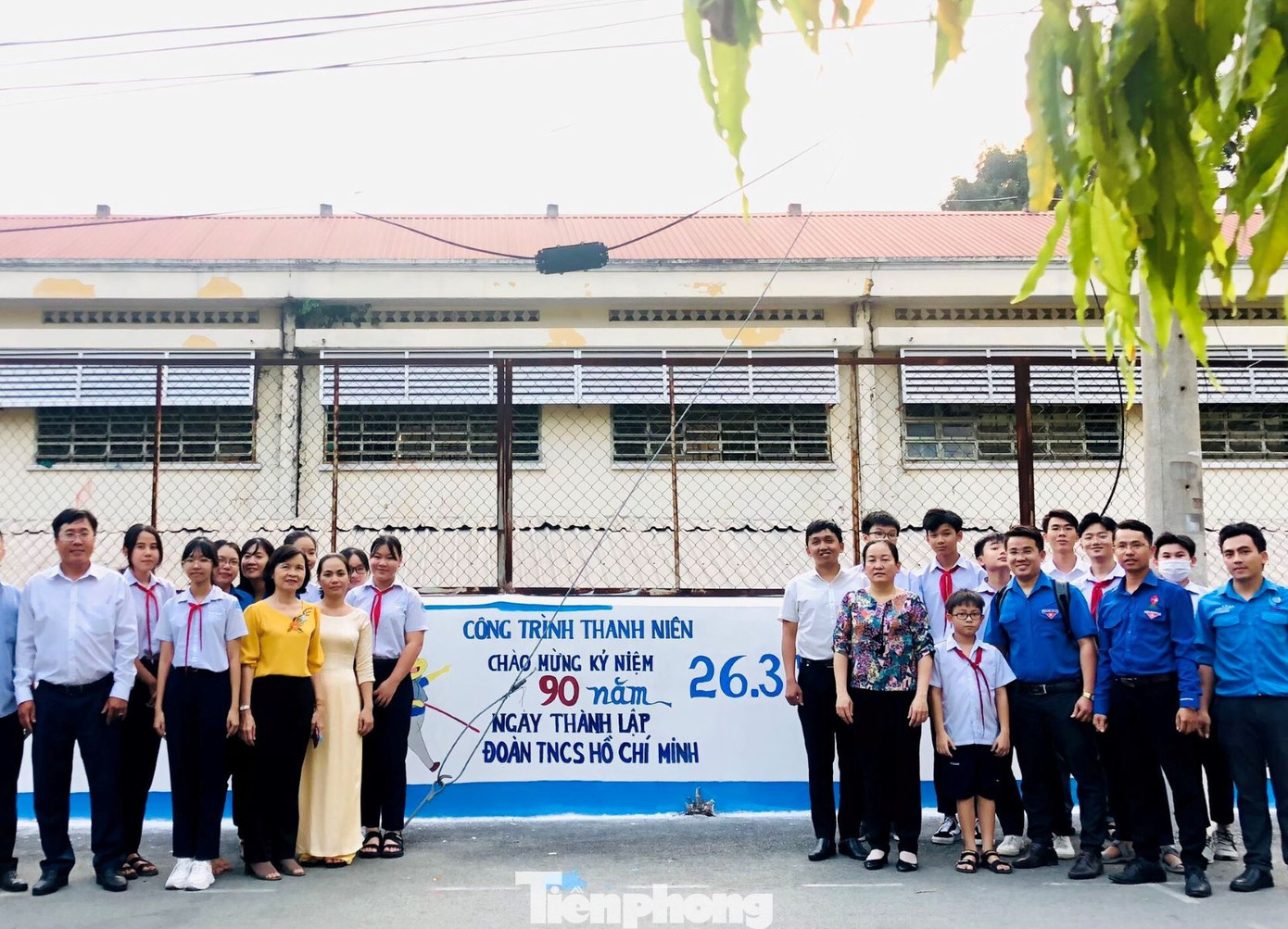 Tuổi trẻ đất Thủ trổ tài ‘thổi hồn’ vào vật vô tri ảnh 2