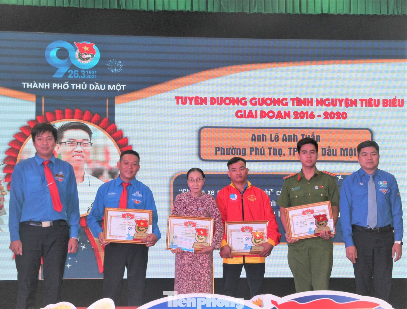 Tuyên dương những tấm gương quên mình vì cộng đồng ảnh 6