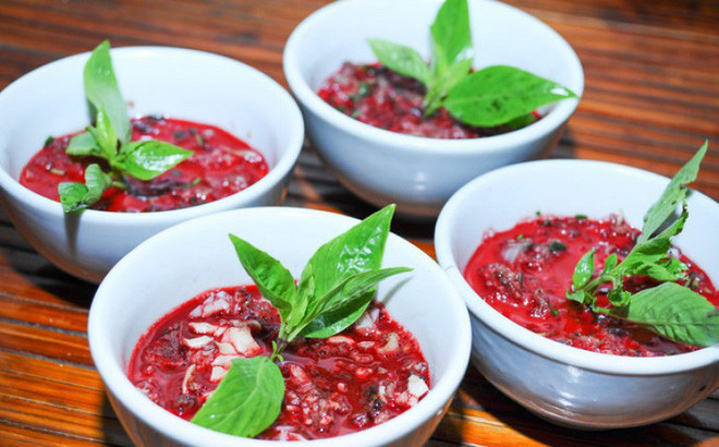 Ăn kiểu này lòng lợn thành 'thuốc độc', biết mà tránh cho xa kẻo 'hối không kịp' ảnh 1