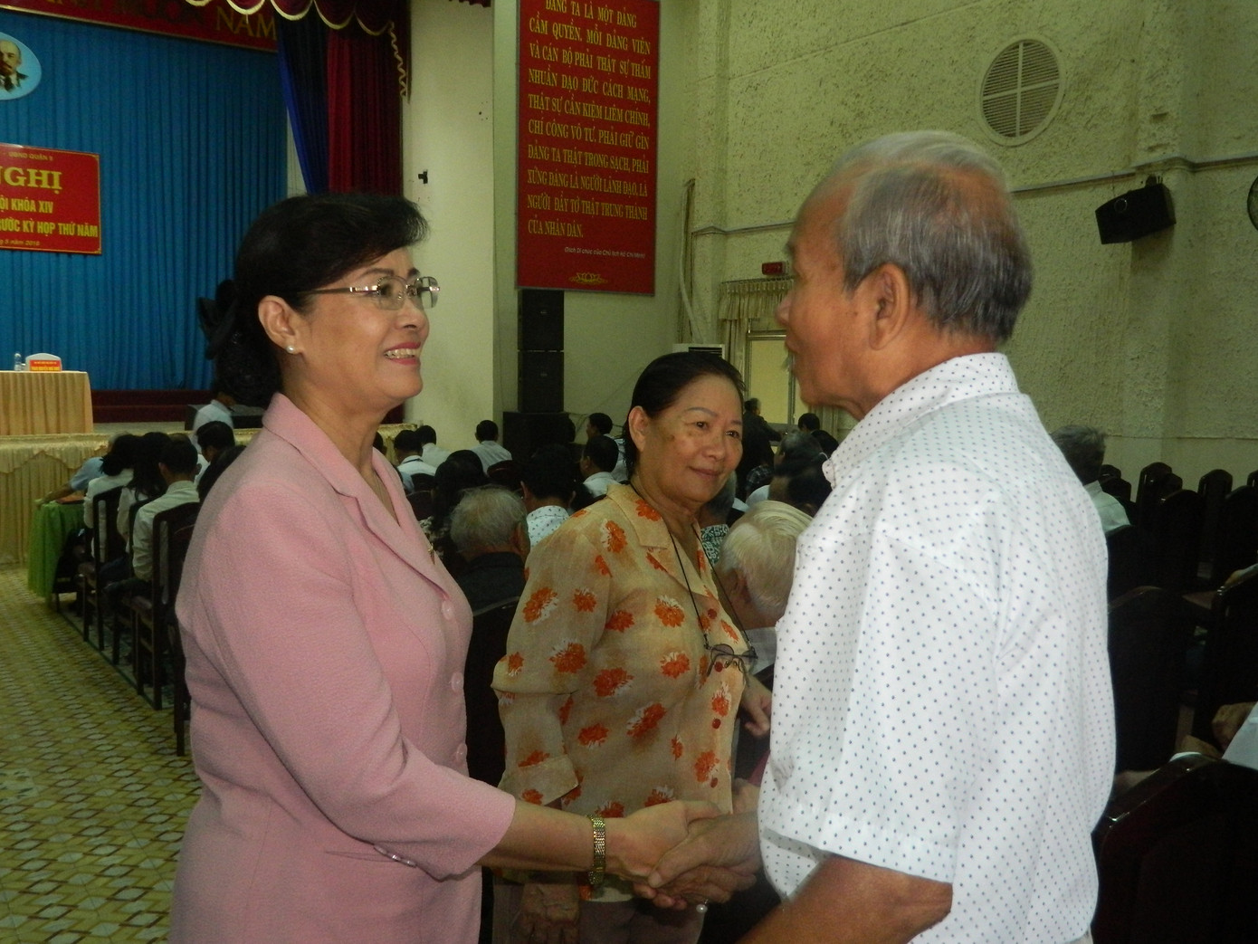 Chống tham nhũng, TPHCM chuyển đổi công tác trên 2.000 cán bộ ảnh 1