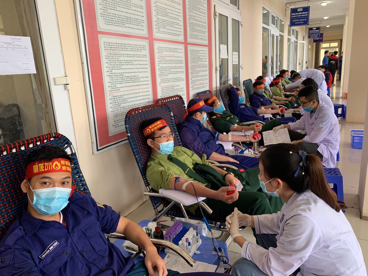 Hoa hậu Đỗ Thị Hà hưởng ứng ngày hội Chủ nhật Đỏ tại Thanh Hoá ảnh 18