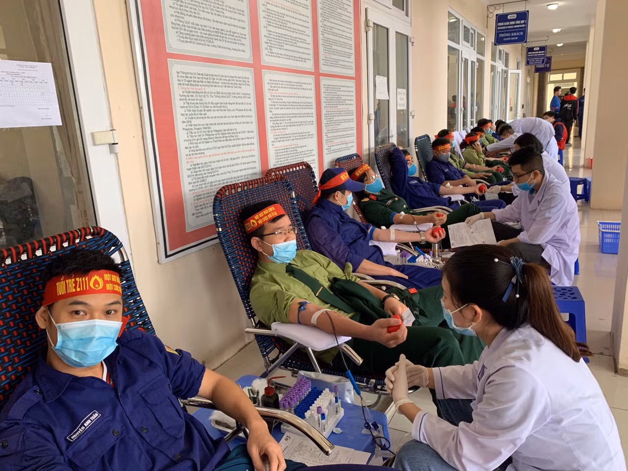Hoa hậu Đỗ Thị Hà hưởng ứng ngày hội Chủ nhật Đỏ tại Thanh Hoá ảnh 18