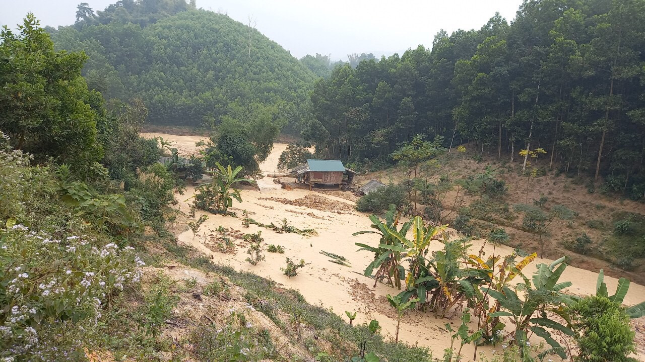 Vỡ kênh Bắc Sông Chu - Nam Sông Mã, đất sản xuất ngập nặng ảnh 1