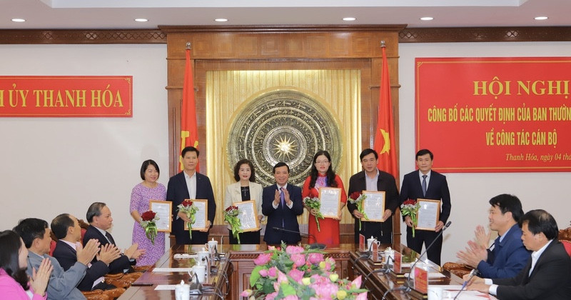 Điều động, bổ nhiệm nhiều chức danh thuộc Ban Thường vụ Tỉnh ủy Thanh Hóa quản lý ảnh 1