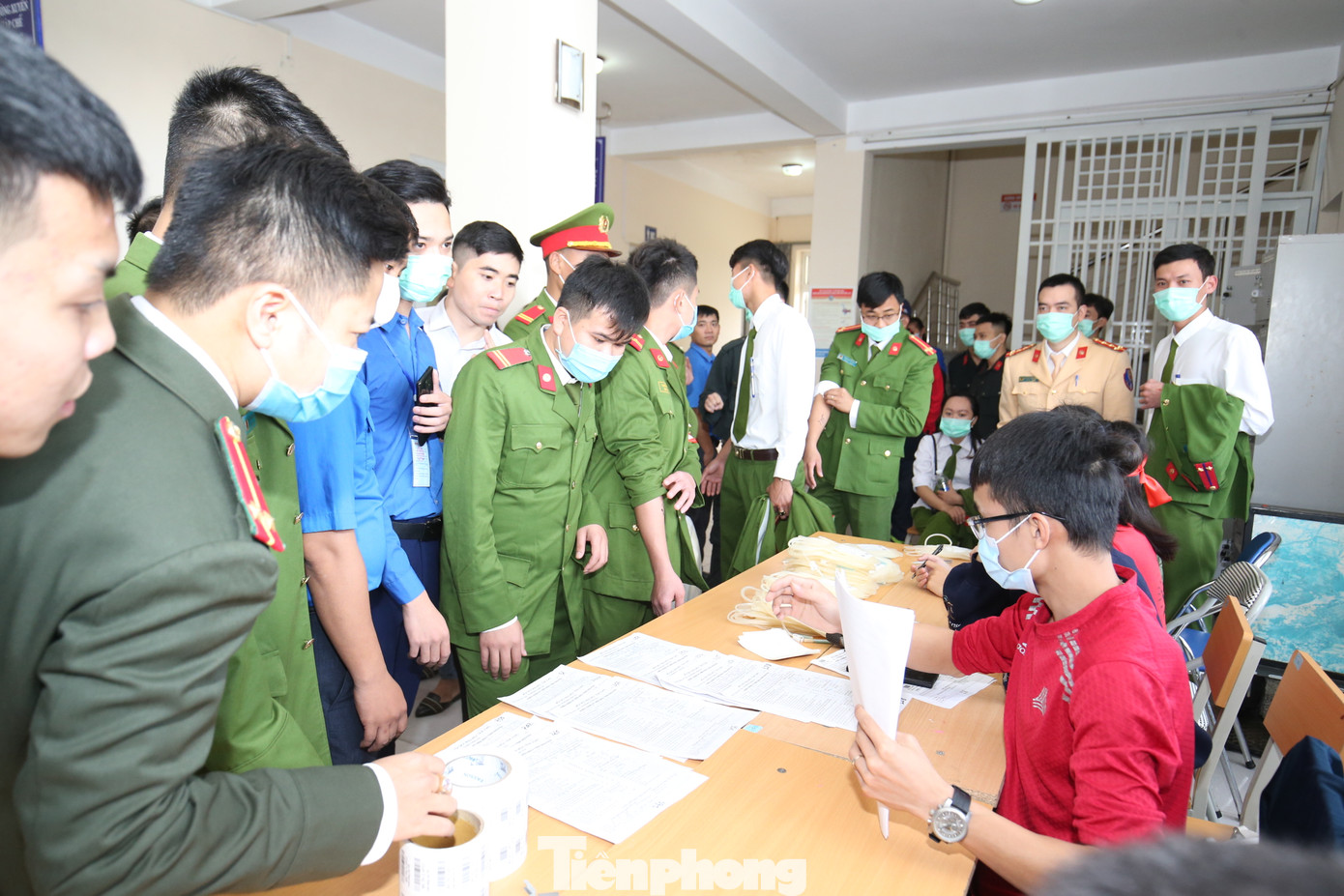 Gần 200 cán bộ, chiến sỹ công an tỉnh Thanh Hoá tham gia ngày hội Chủ nhật Đỏ ảnh 8