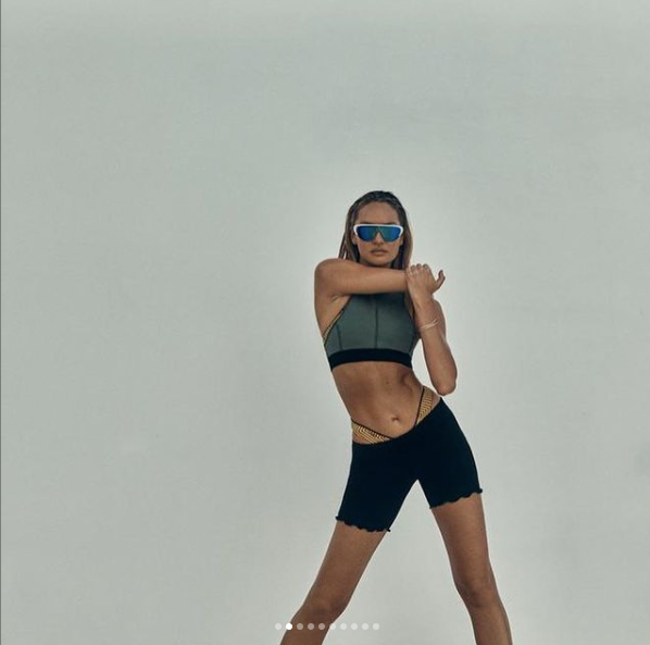 'Biểu tượng sắc đẹp Nam Phi' phô diễn hình thể tuyệt mỹ ảnh 12