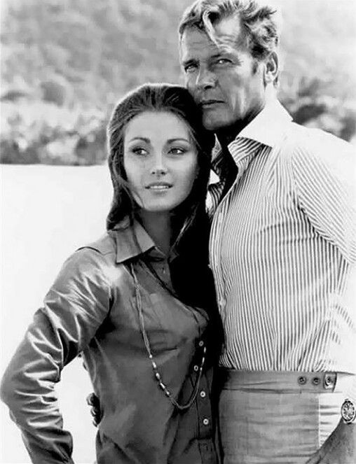 Nàng Bond Girl nóng bỏng một thời Jane Seymour tự tin diện áo tắm ở tuổi 70 ảnh 6