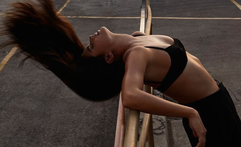 Ngất ngây ngắm 'thiên thần nội y' Sara Sampaio chưa bao giờ gợi cảm đến thế ảnh 11