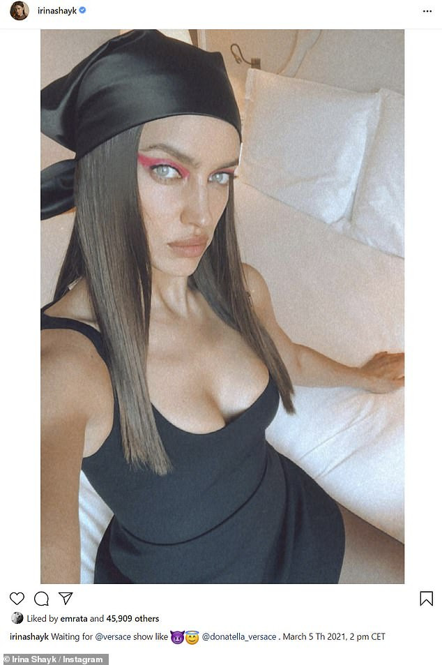 Siêu mẫu Nga Irina Shayk đẹp như nữ thần trên đường băng của Versace ảnh 4