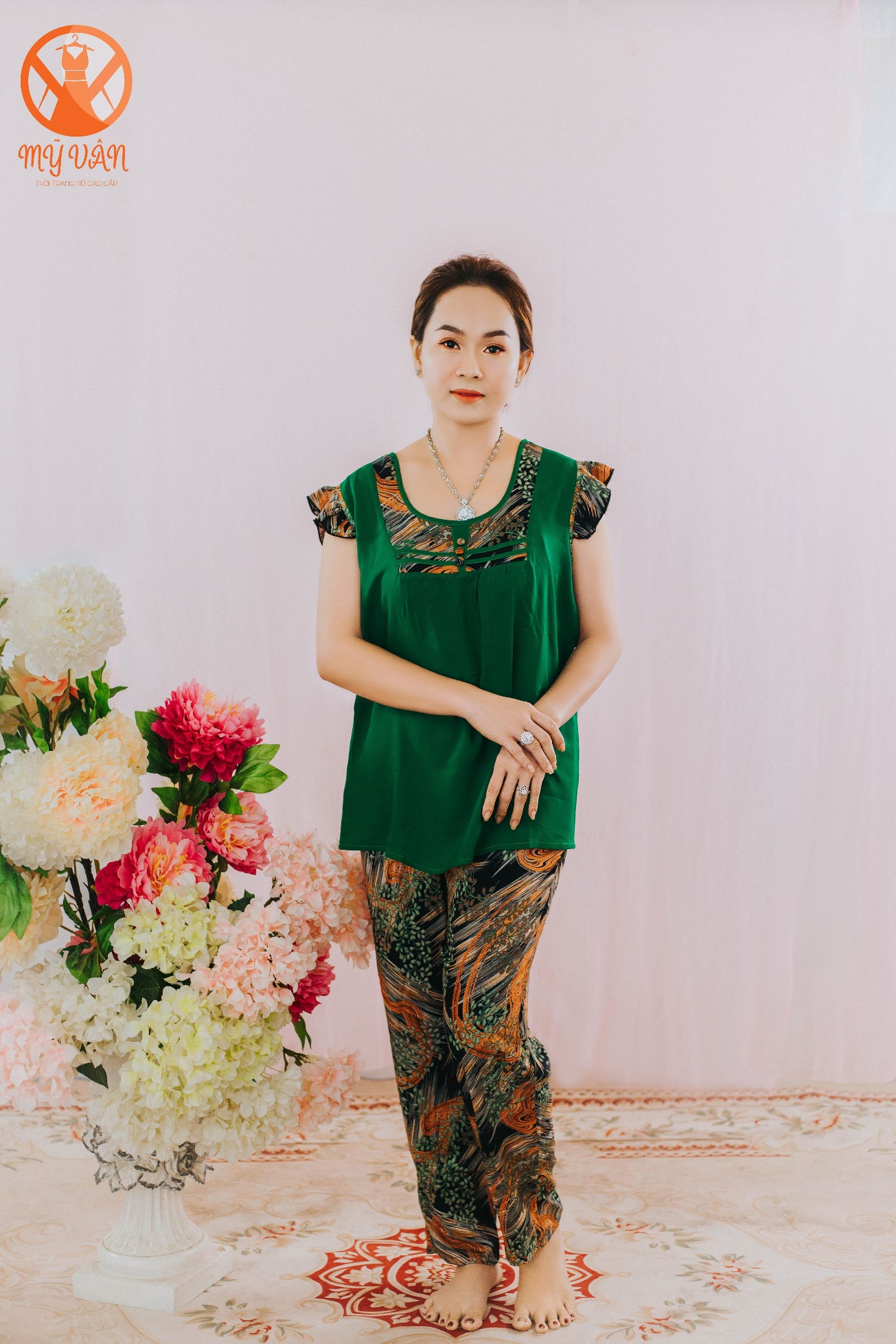 Shop Thời trang Mỹ Vân địa chỉ sắm đồ cho cho phụ nữ trung niên ảnh 2