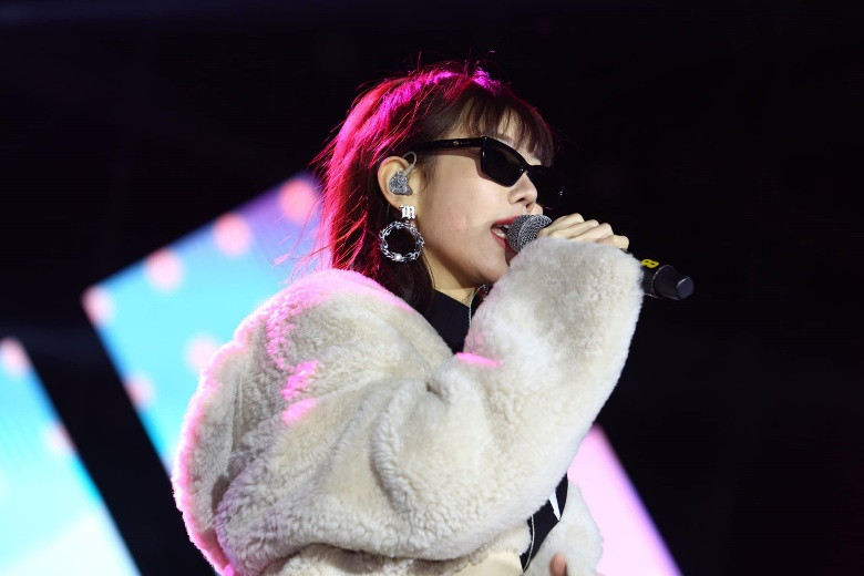 Đại nhạc hội RAP ‘chào 2021’ xua tan giá rét kỷ lục ở Hạ Long ảnh 6