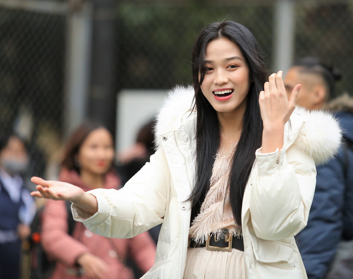 Những hình ảnh đời thực giản dị và xinh đẹp của Top 3 Hoa Hậu Việt Nam 2020 ảnh 3