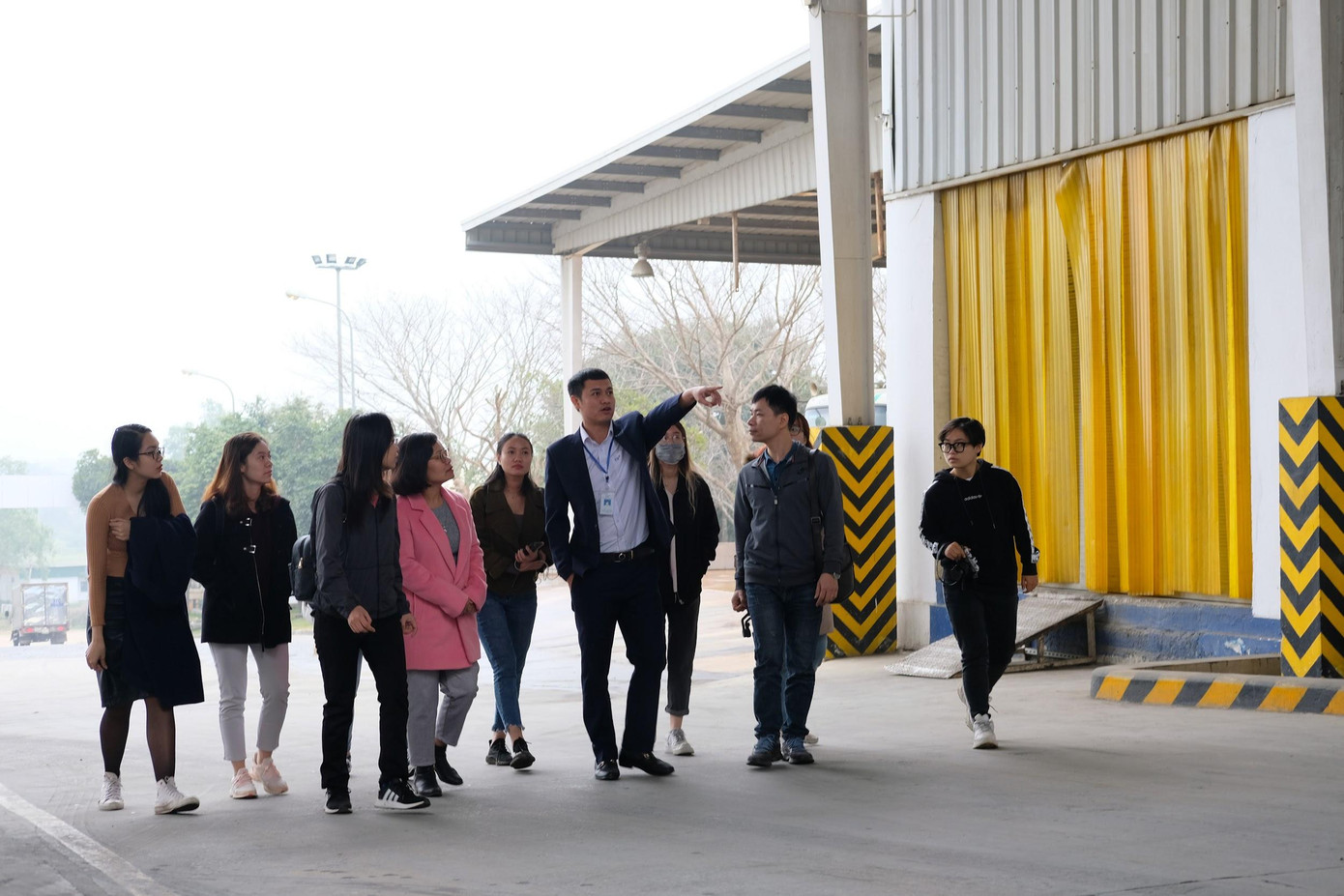 Thanh niên nghĩ gì khi thăm quan các sáng kiến phát triển bền vững của các doanh nghiệp? ảnh 4