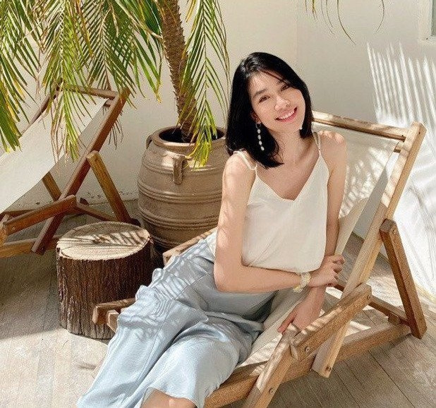 Những hình ảnh đời thực giản dị và xinh đẹp của Top 3 Hoa Hậu Việt Nam 2020 ảnh 6