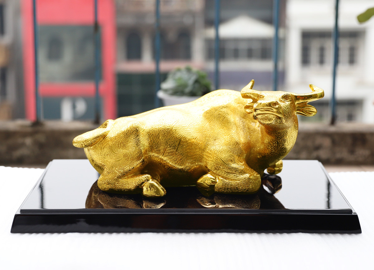 Cận cảnh bộ sưu tập Trâu mạ vàng đón tết Tân Sửu 2021 ảnh 5