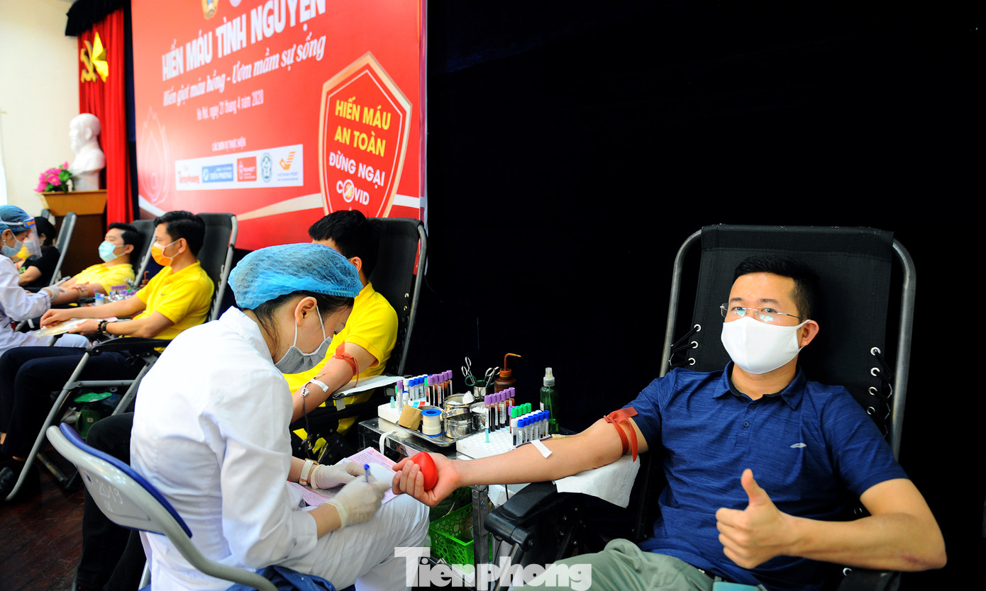 Sẻ chia giọt hồng, ươm mầm sự sống trong dịch COVID-19 ảnh 9