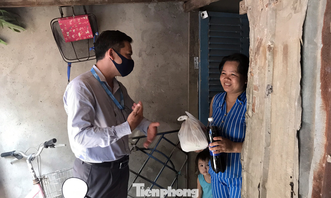 Isaac, Đen Vâu, S.T- 365daband chia sẻ 'Triệu bữa cơm' giúp người nghèo ảnh 5