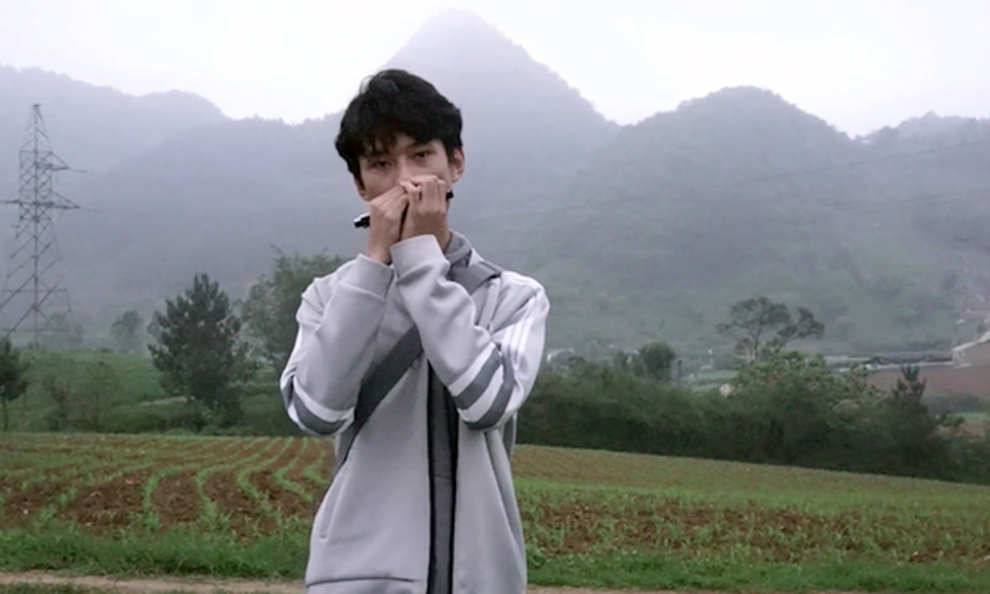 Chế hit 'Hơn cả yêu' bằng ngôn ngữ ký hiệu lan tỏa thông điệp mùa COVID ảnh 1