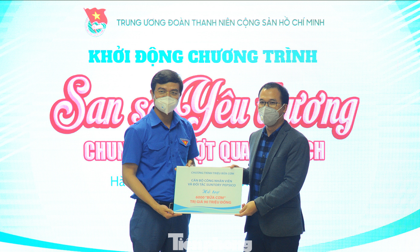 64 cửa hàng bình ổn giá, nghìn việc làm trực tuyến vượt dịch ảnh 7