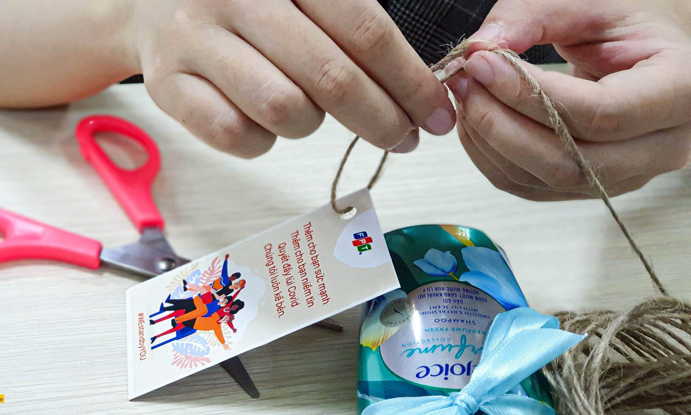 Dân công sở tiếp sức tuyến đầu 'chiến thắng COVID' ảnh 2