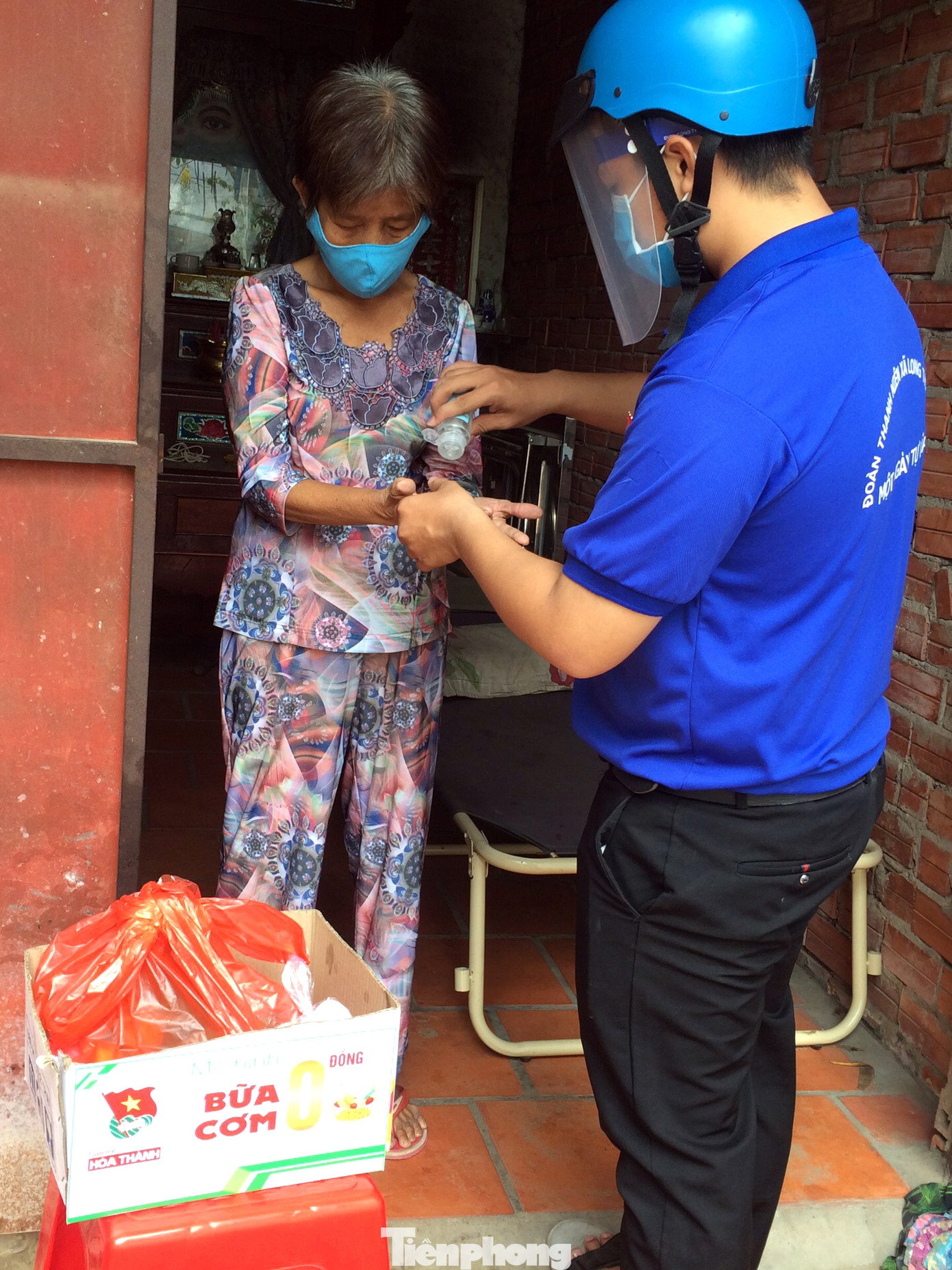 Triển khai 'Bữa cơm 0 đồng' trao người bán vé số đến khi nào hết kinh phí ảnh 4