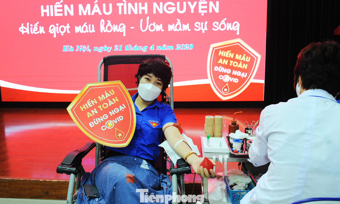 Sẻ chia giọt hồng, ươm mầm sự sống trong dịch COVID-19 ảnh 5