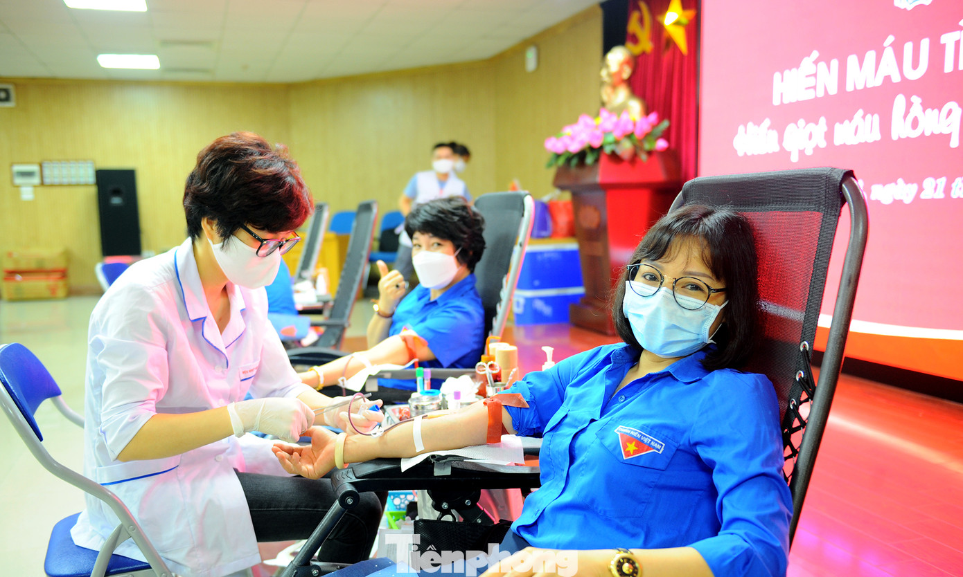 Sẻ chia giọt hồng, ươm mầm sự sống trong dịch COVID-19 ảnh 4