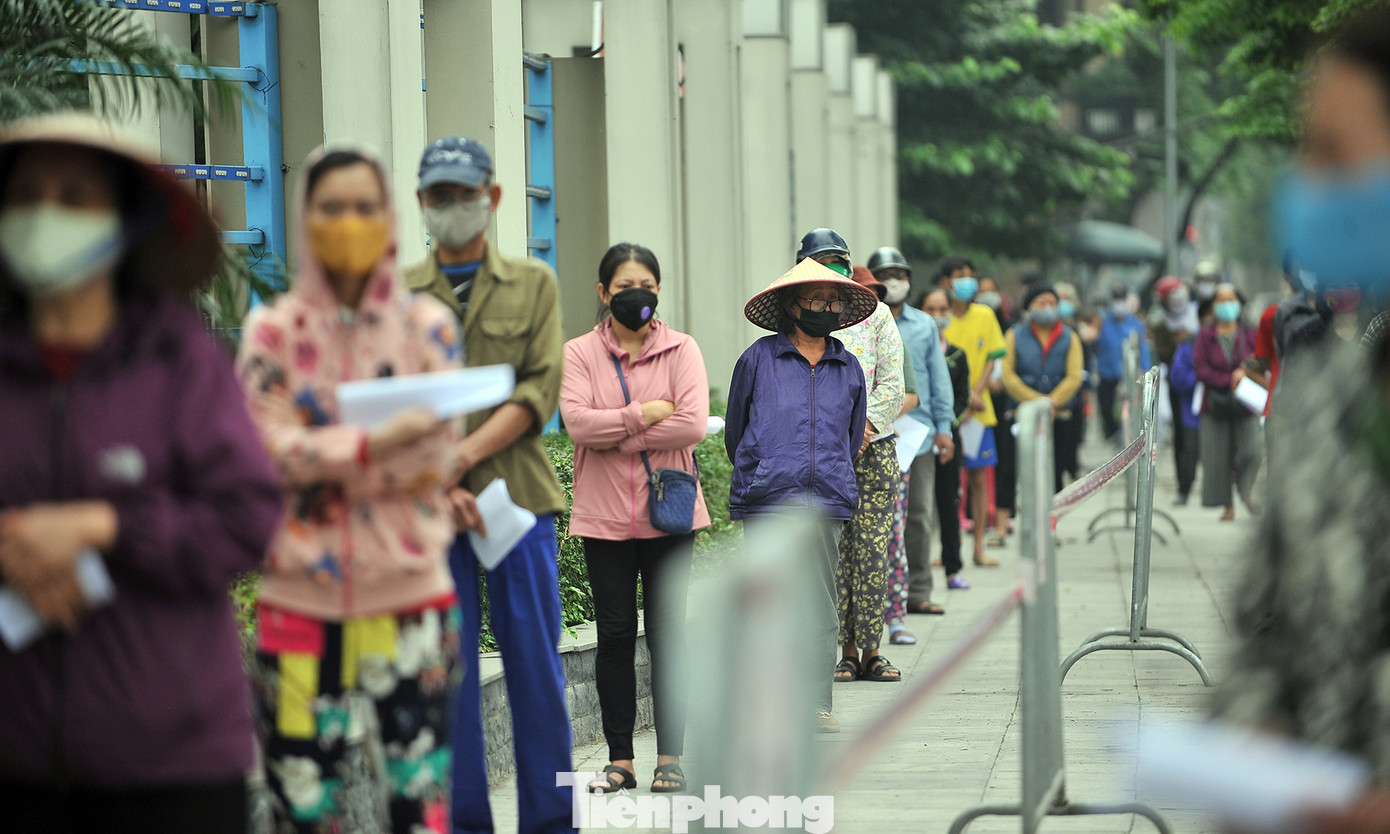 Cây ATM gạo nhận diện gương mặt ở Hà Nội giúp người nghèo trong dịch ảnh 4