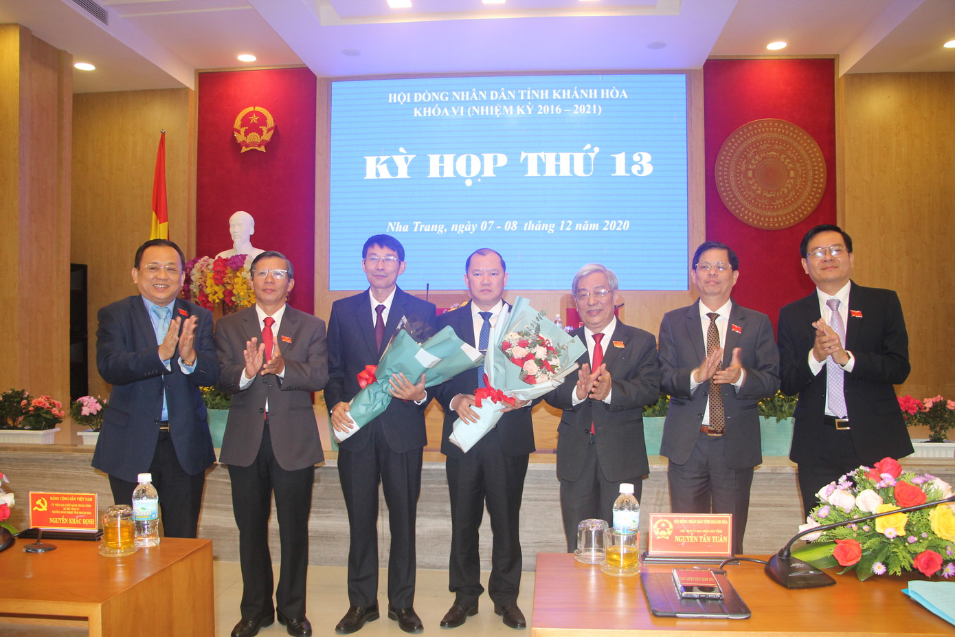 Khánh Hoà bầu bổ sung hai phó chủ tịch UBND tỉnh ảnh 1