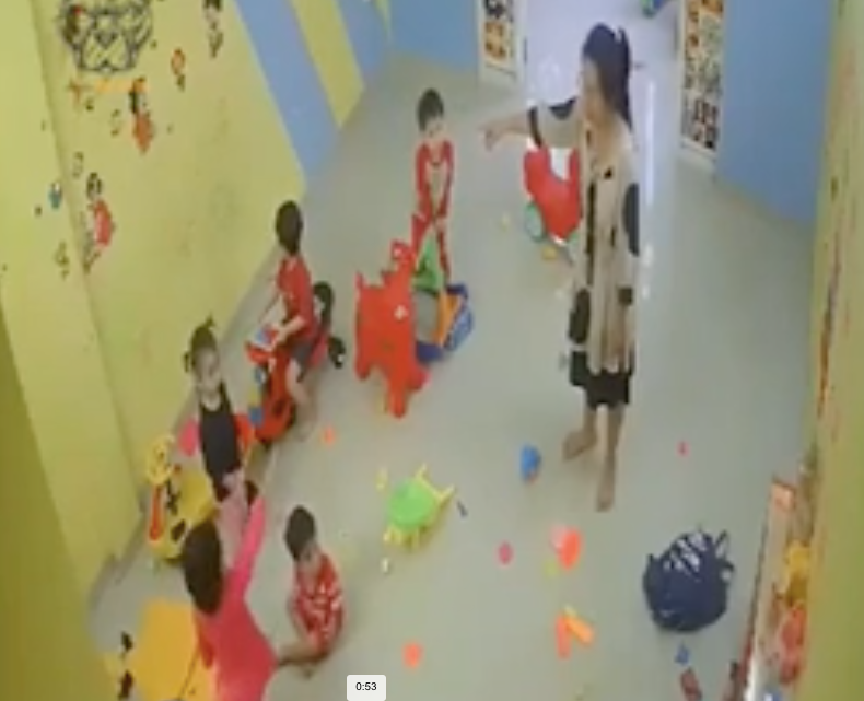 Nha Trang rút giấy phép, xử phạt chủ cơ sở giữ trẻ đánh 4 trẻ nhỏ ảnh 2