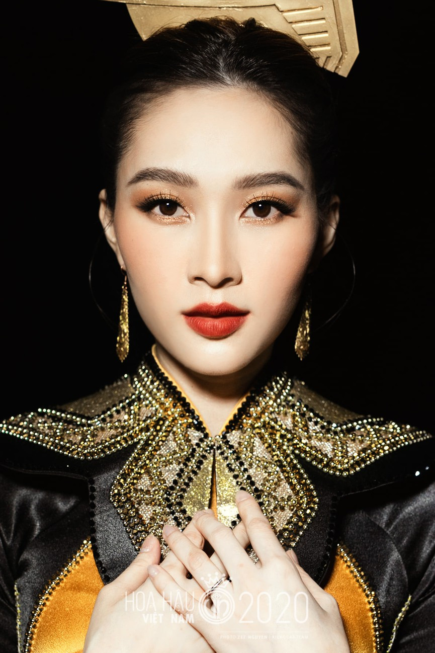 Hoa hậu Thu Thảo lần đầu tiên khoe cận mặt quý tử cực đáng yêu khiến sao Việt 'lụi tim' ảnh 5