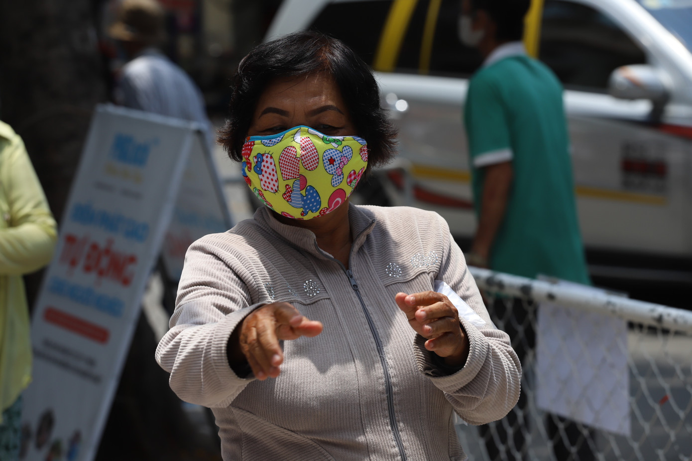 Bí thư Thành ủy Nguyễn Thiện Nhân chỉ đạo rà soát người nhập cảnh vào TPHCM ảnh 4