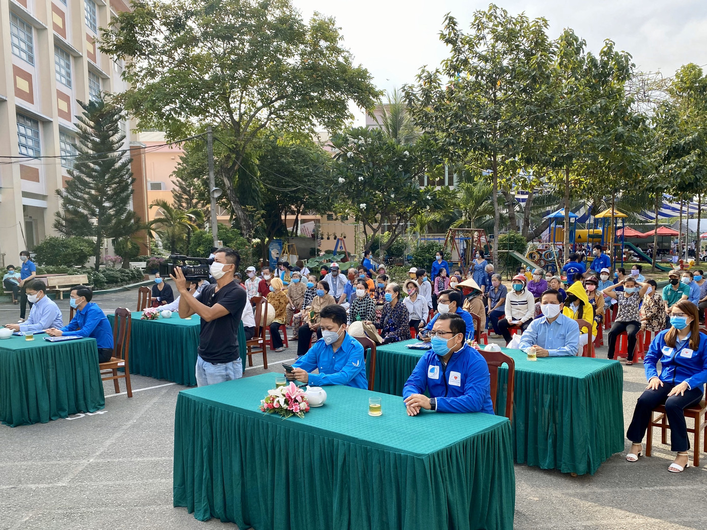 Ra mắt CLB Công tác xã hội “Chuyến xe yêu thương” ảnh 4