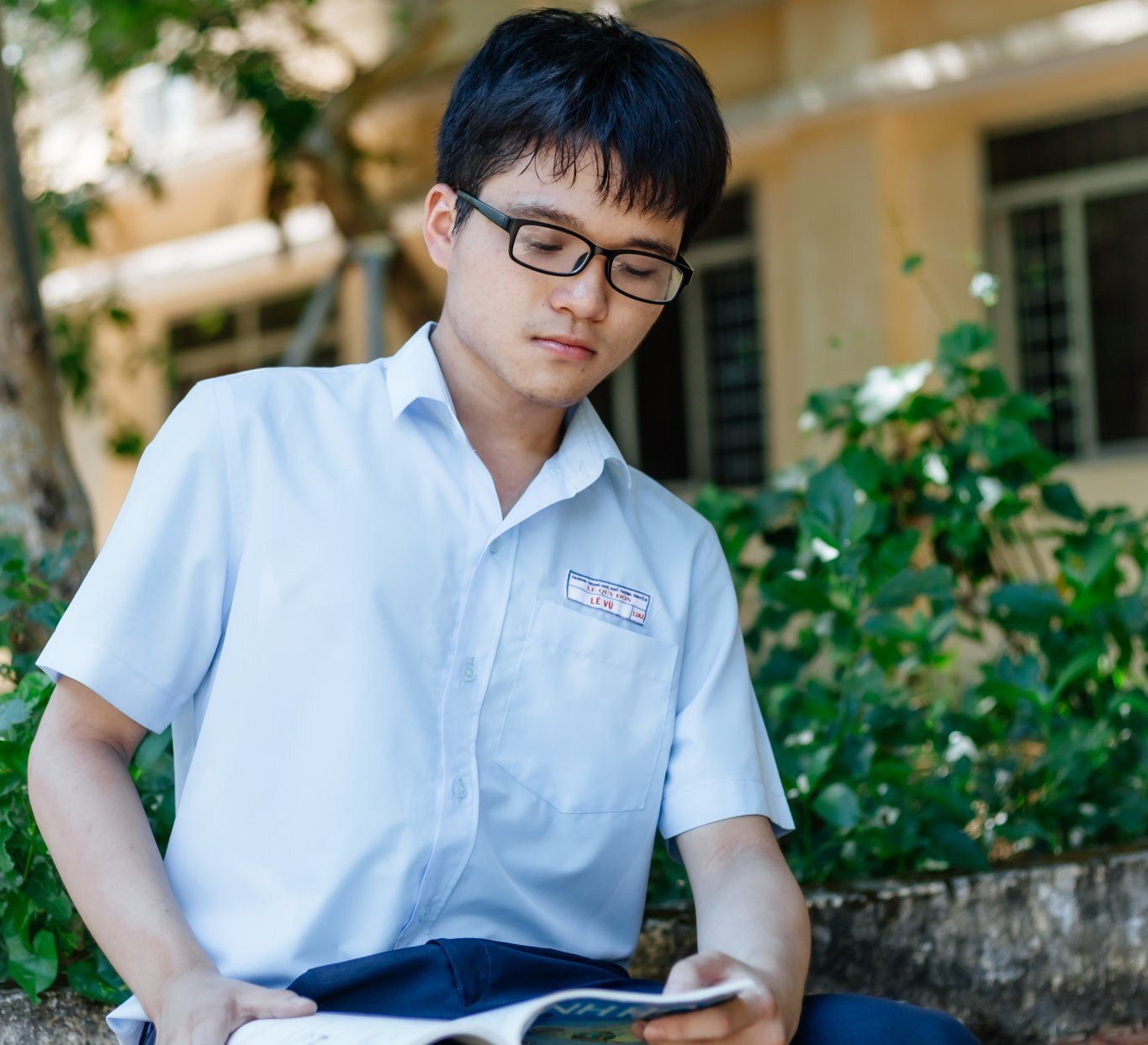 Anh chàng thủ khoa với ước muốn làm bác sĩ cứu người ảnh 1