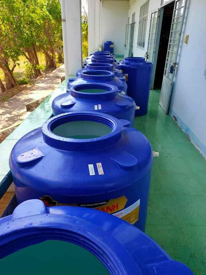 Đội Công tác Xã hội Nhất Tâm tiếp nước sạch cho người dân Bến Tre ảnh 9