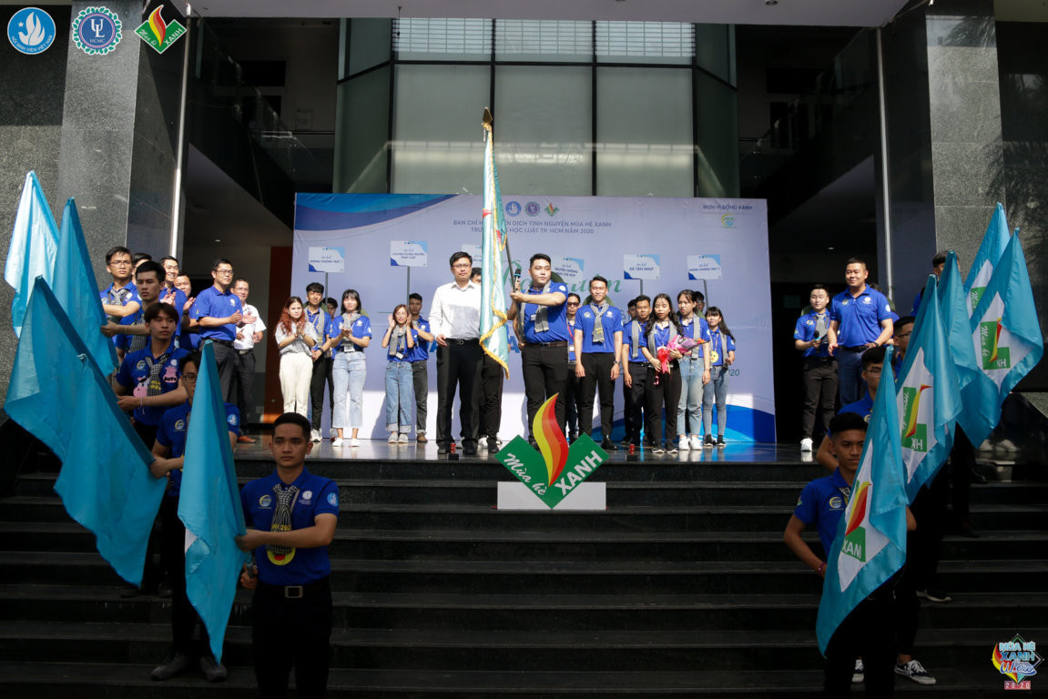 Sinh viên trường ĐH Luật TP. HCM gieo mầm yêu thương “Mùa Hè Xanh” ảnh 1