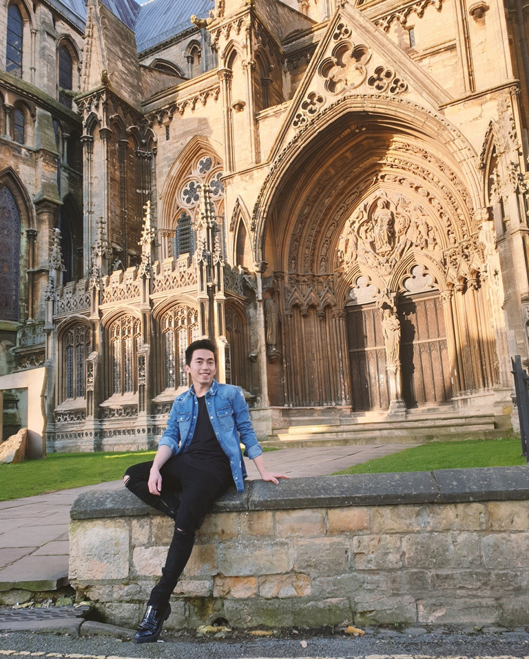 Gặp anh chàng du học sinh từng “gây bão” với bộ tranh ký họa trong khu cách ly ảnh 1