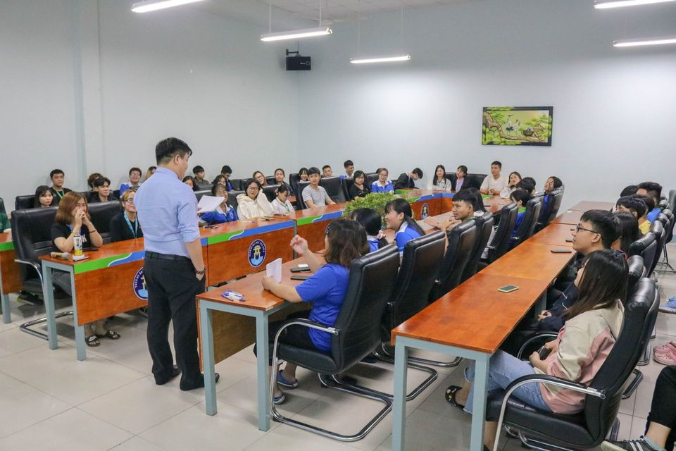 Trường ĐH Văn Hiến: Nâng cao năng lực cho thủ lĩnh sinh viên ảnh 1